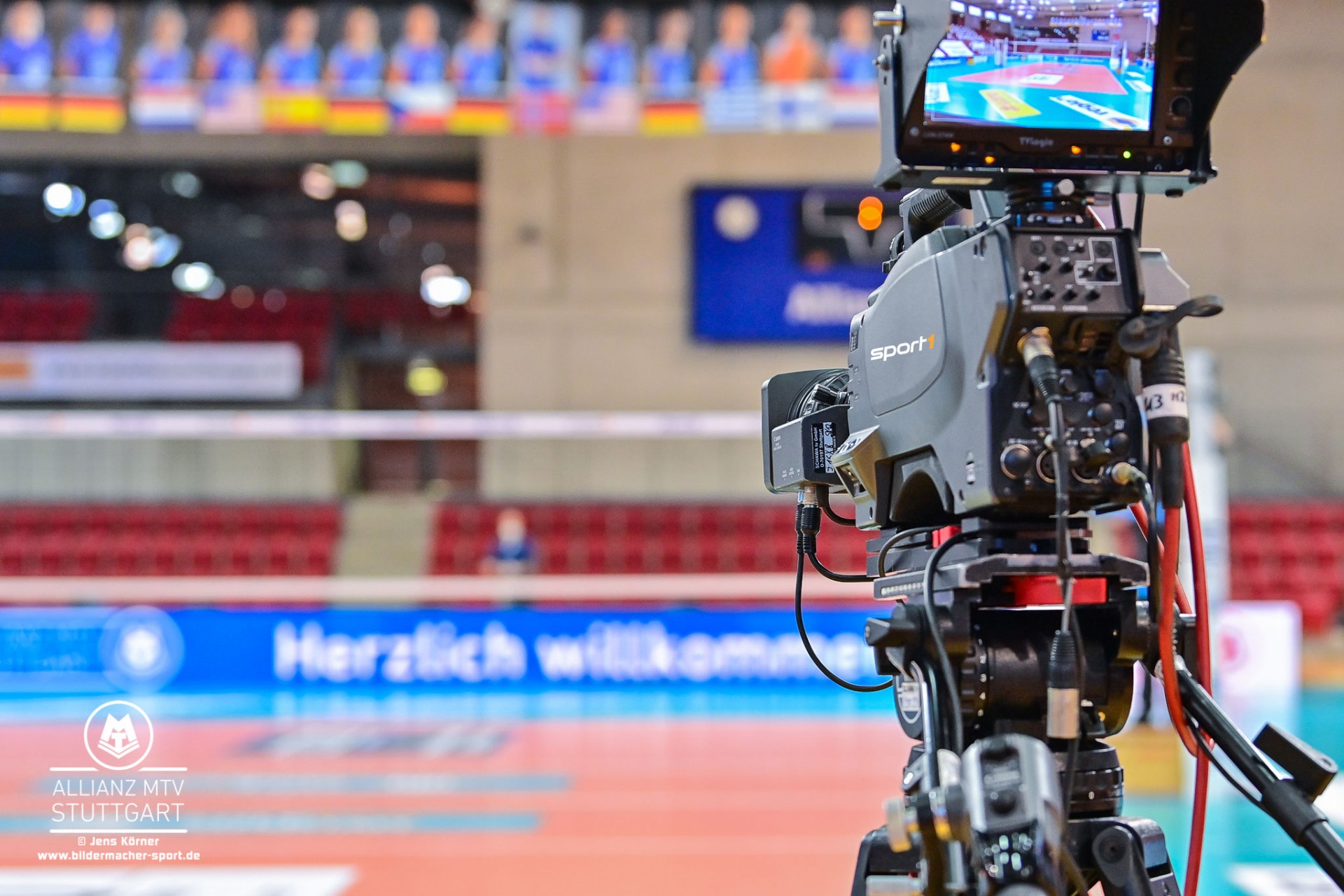Bis 2025/26 - die Frauen-Volleyball Bundesliga live bei SPORT1